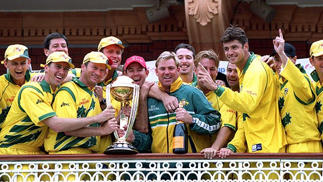 The Australian team celebrates on the balcony