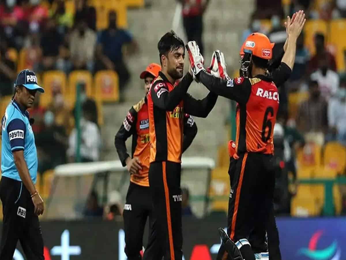 Hyderabad snatches last ball victory from RCB: Bangalore stays at number 3