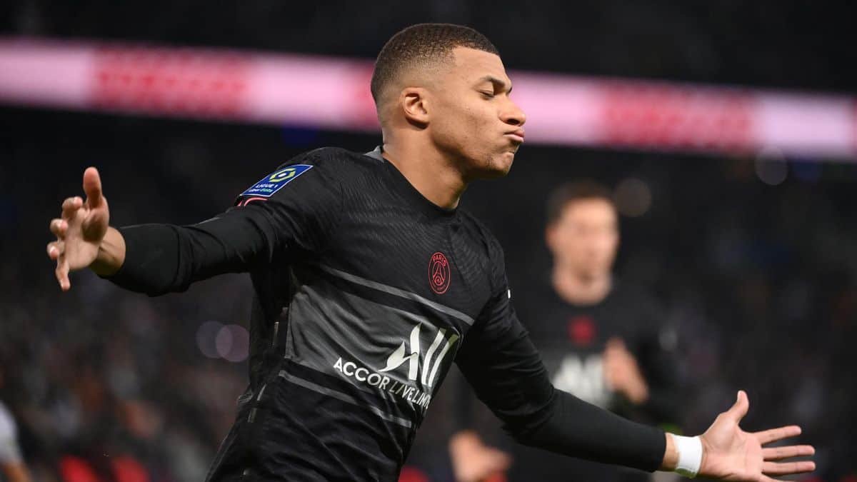 PSG superstar Kylian Mbappe hints on his transfer amidst Real Madrid’s interest