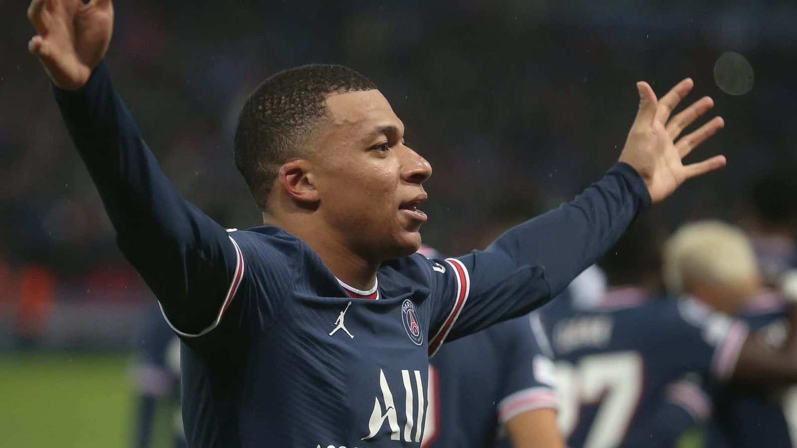 PSG considering Kylian Mbappe to be the highest-paid player in the world