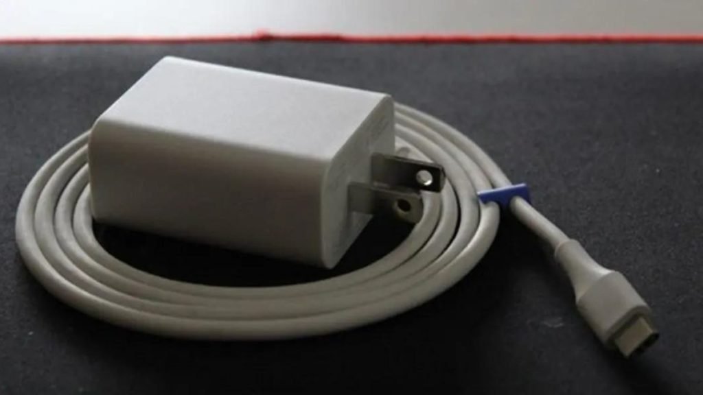 India wants manufacturers to provide a universal charger for all devices after the EU