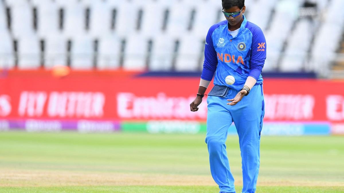 Women's T20 World Cup 2023: Deepti Sharma becomes the first woman in blue to bag 100 wickets in T20Is