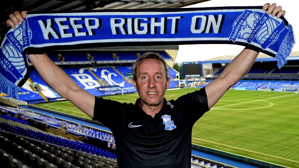 Lee Bowyer considered to be a suitable alternative for Leeds' rest of the matches following Birmingham City sack