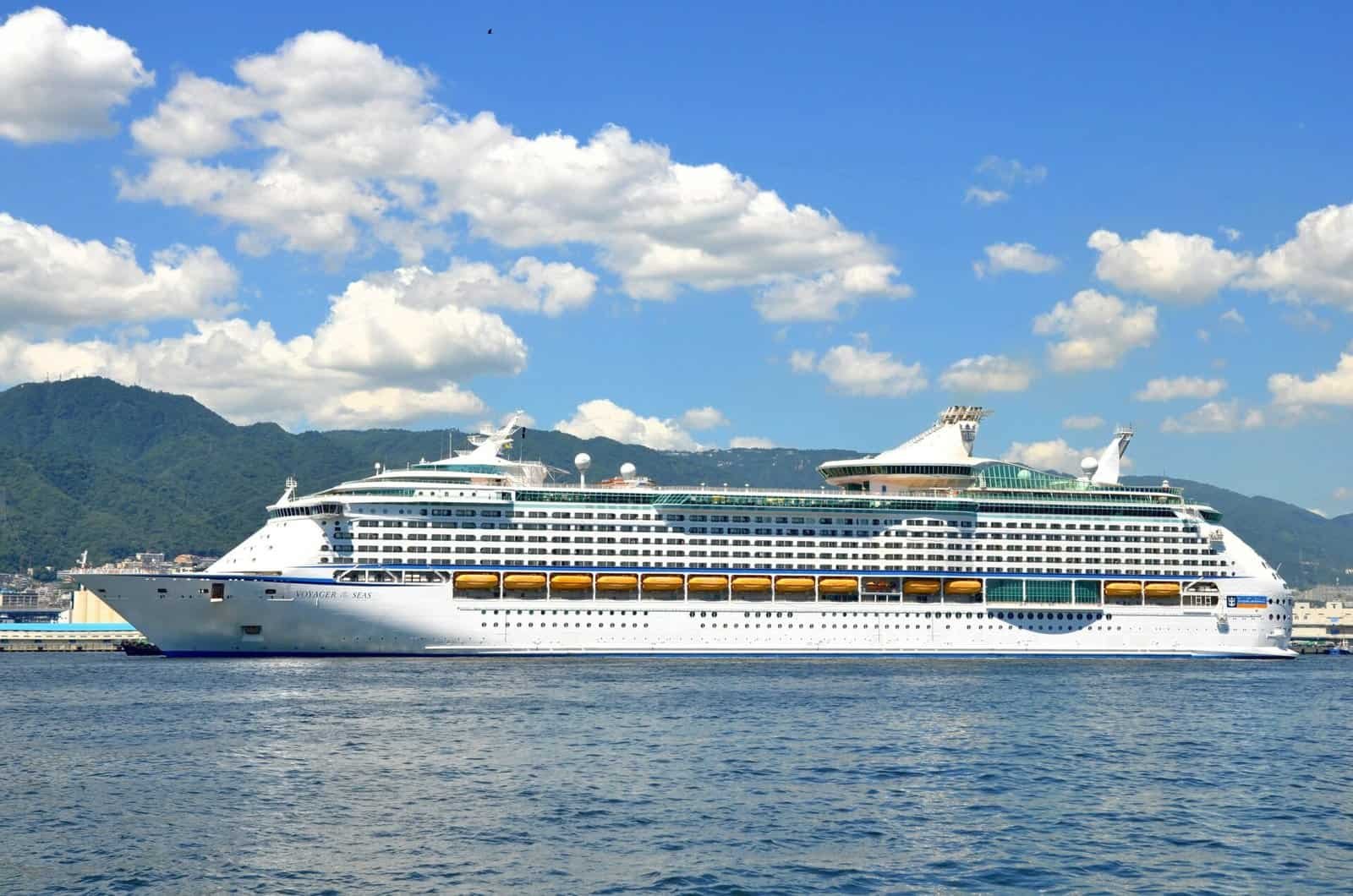 Cruise Ship