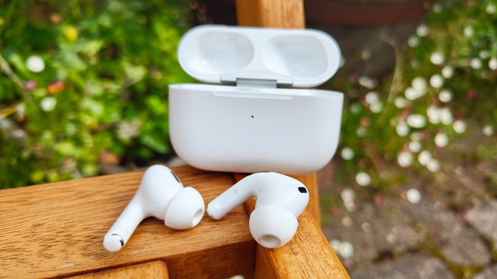 AirPods Pro 3 2 1