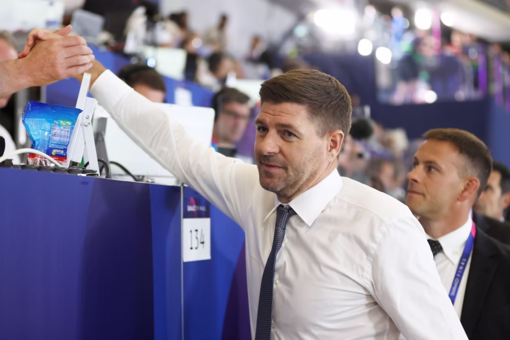 Steven Gerrard to join Rangers