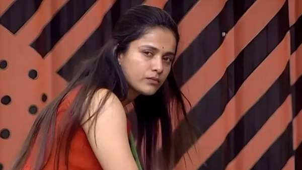 Bigg Boss Telugu 9 Winner Prediction: Sanjana vs Thanuja - The Battle Heats Up 1 image 27